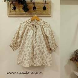 mia y lia blusa florecitas beige