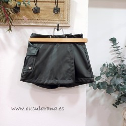 Sarabanda short falda negro ecopiel