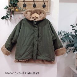 Mia y Lia chaquetón verde caza con camel