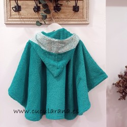 poncho broche